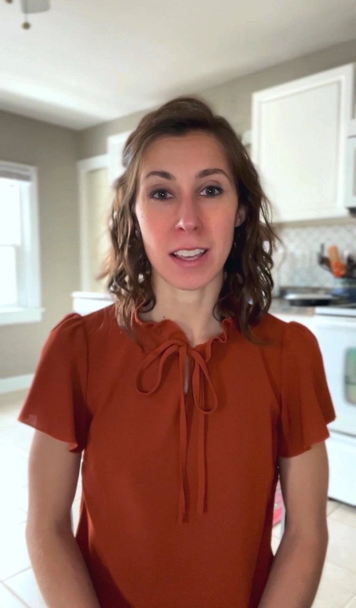onceuponapesto's tweet photo. Catch the full video on Instagram: A peek behind the scenes of my Maple Syrup Pesto and Bacon Monkey Bread recipes: From Canadaโs love for bacon (but NOT Canadian bacon) to your own kitchen. ๐ #OnceUponAPesto #CanadianBacon #MonkeyBread #BaconRecipes https://t.co/01vyOl3jll