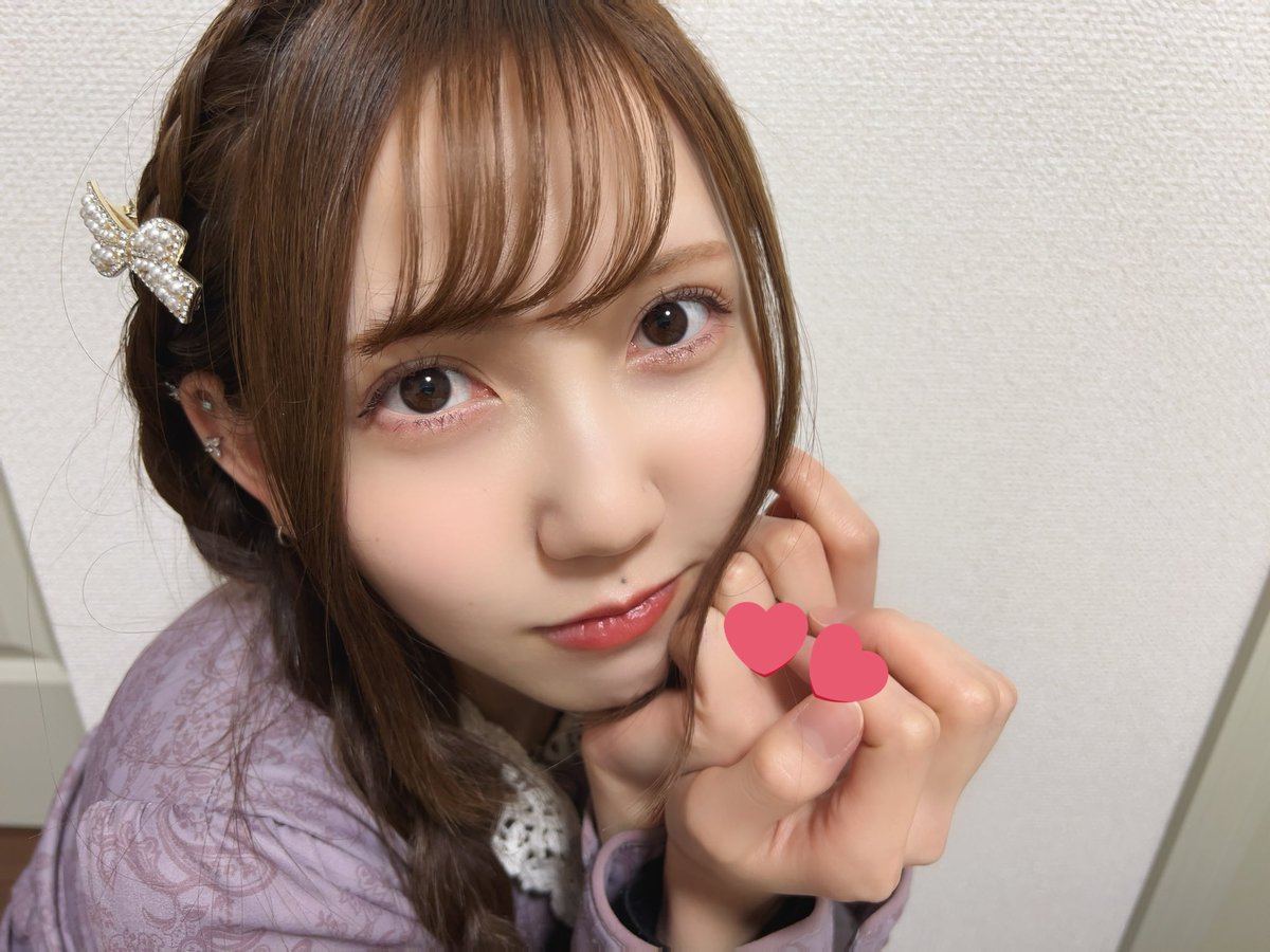 junna_18_'s tweet photo. ���久しぶりです💭

最近は編み込みヘアにハマってます🫧

げんきげんき☺︎ https://t.co/pgMwBC2f2q
