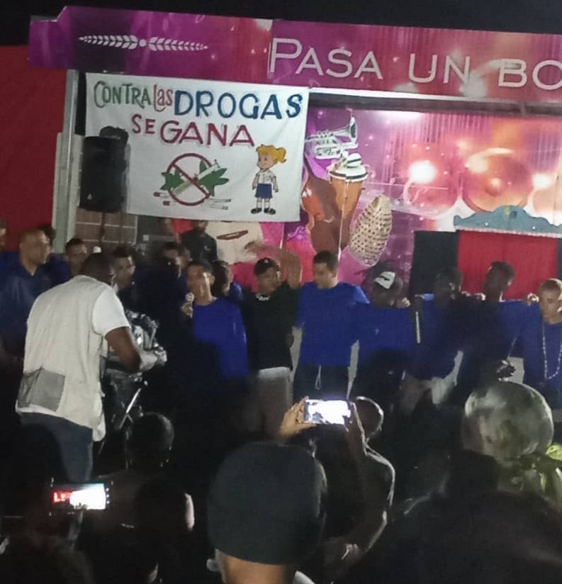 Ayer, en La Güinera, Arroyo Naranjo, se habló sobre el flagelo de las drogas y sus nefastas consecuencias. #Cuba #CDRCuba #NoALasDrogas #UnidosXCuba