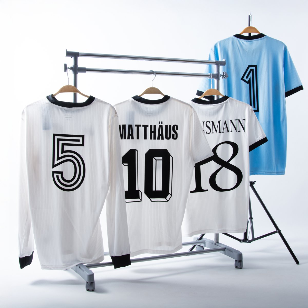 There's more where these came from.
Any names/ numbers we missed?

Let us know and we might just make it happen 👊