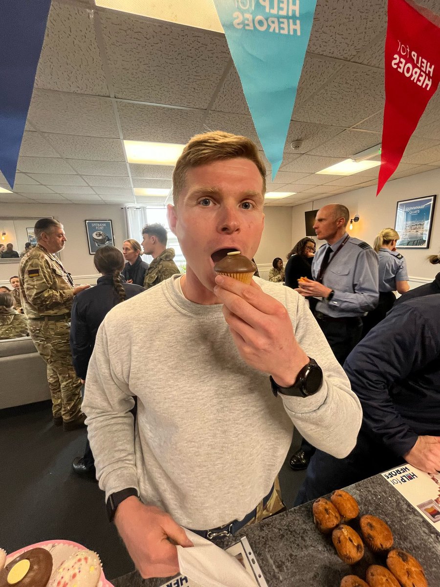 In June our CO will be undertaking the Big Battlefield Ride #BBBR2025 cycling 250miles over 4 days. To raise some money for this fantastic endeavour JHGS recently ran a bake sale. A very tasty way to show our support! 🎂 🚲 @helpforheros Good luck Sir!