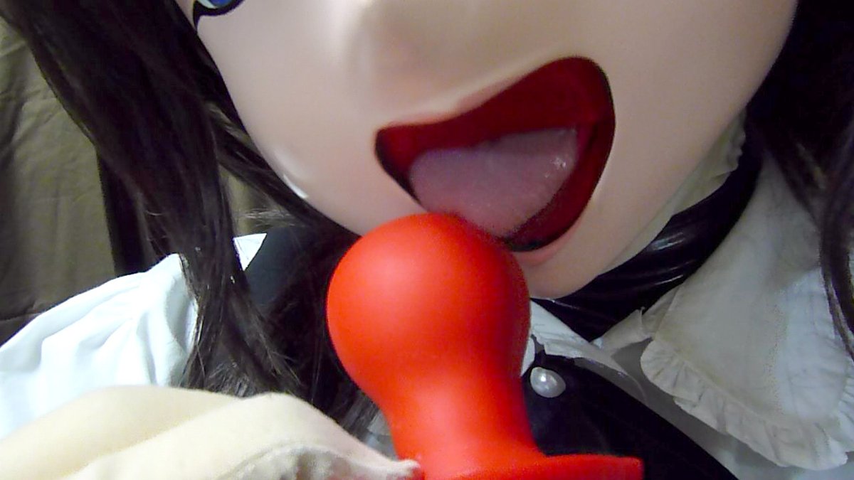 #着ぐるみさんの口元貼るとフォロワーが増えるらしい 

ほとんど休眠アカウントだけどなｗ