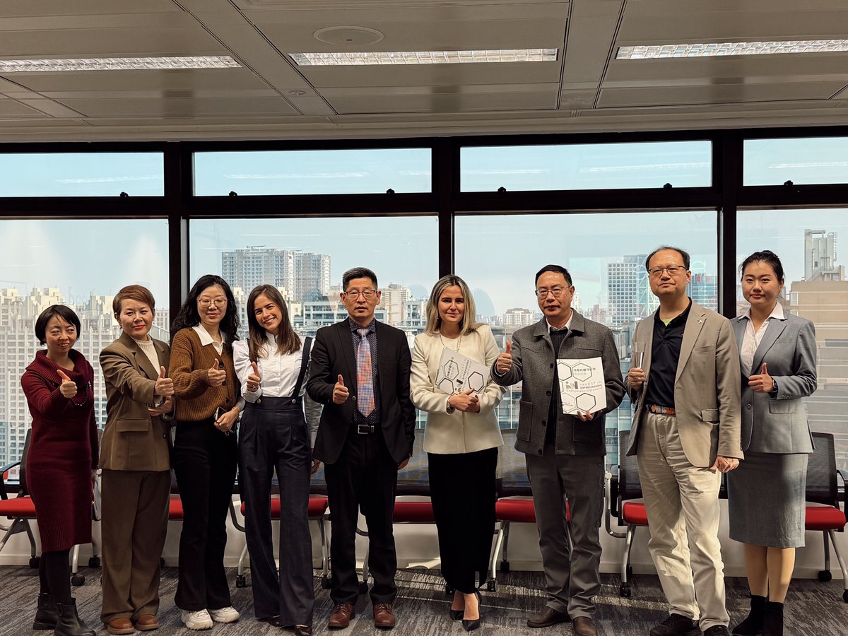 InvestExt's tweet photo. 🚀Durante esta semana, ha tenido lugar el evento "Conectando China y España", en Shanghái, para promocionar Extremadura como un destino estratégico para la inversión china🇨🇳
#investinextremadura #extremelyefficient https://t.co/GJnbupXgsR