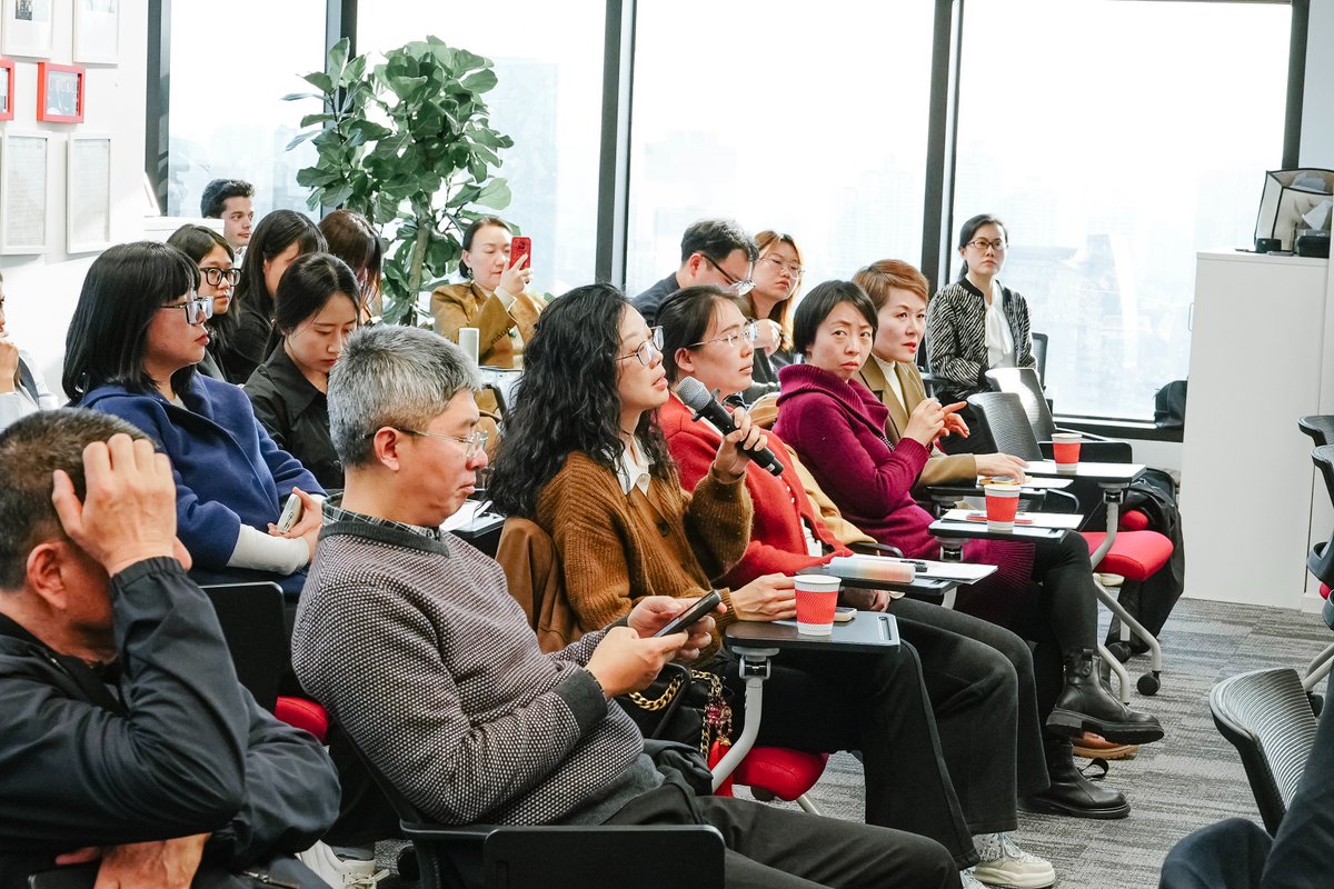 InvestExt's tweet photo. 🚀Durante esta semana, ha tenido lugar el evento "Conectando China y España", en Shanghái, para promocionar Extremadura como un destino estratégico para la inversión china🇨🇳
#investinextremadura #extremelyefficient https://t.co/GJnbupXgsR