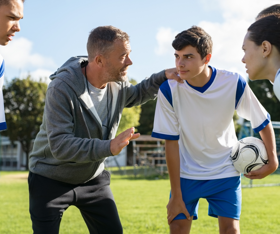 🏆⚽ Cursos intensivos de verano. Aprovecha el tiempo y fórmate como entrenador de fútbol con nuestros programas intensivos. ¡Inscríbete ya! #CursosDeVerano #FDYE #EntrenadorFútbol