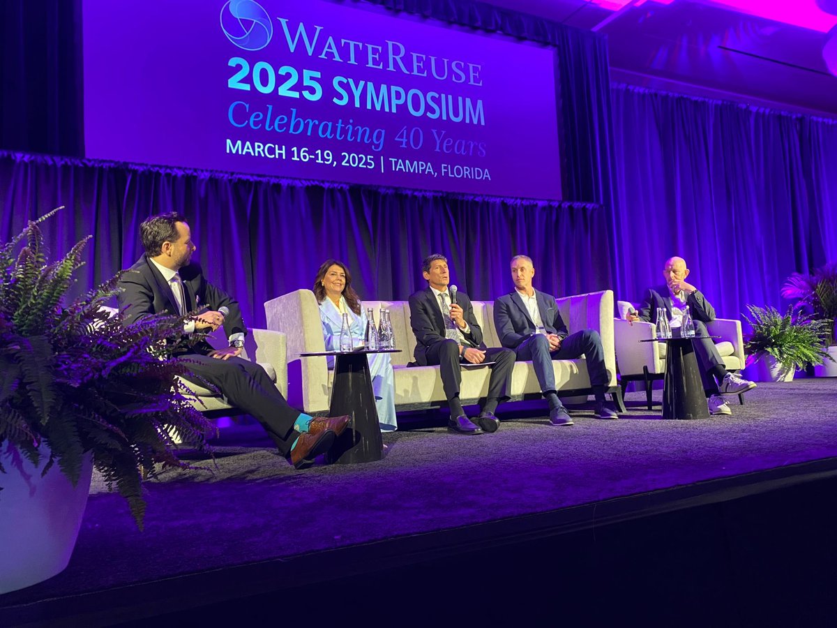Canada_Ocean's tweet photo. An incredible few days at #WateReuse2025 🌊 @NickMoloney and @Scott Shawyer opened the day to introduce our #BeWaterPositive campaign. Shoutout to our founding partners, @H2OInnovation & @IDRA and thanks to WateReuse Symposium.
#BeWaterPositive #Sustainability #WaterSolutions https://t.co/RyA9uPnU0B