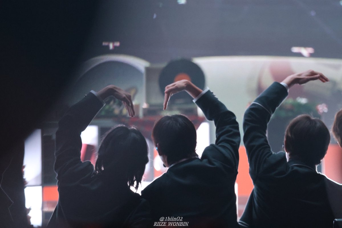 theseoknen's tweet photo. 🍒 https://t.co/pTNBiG7Nzi