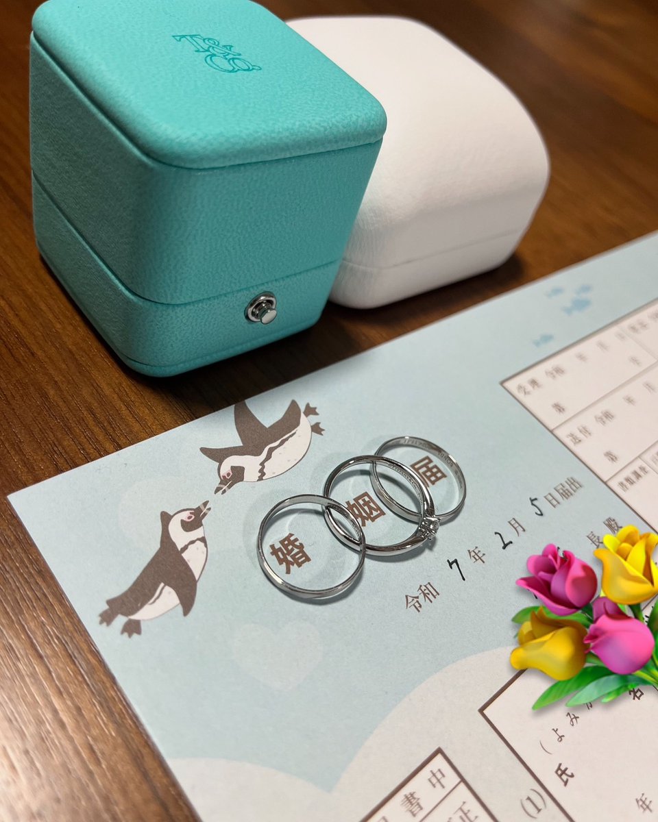 kyukeipod's tweet photo. 今さらですけど先月結婚しました
身近な人にお祝いしてもらってはぴです https://t.co/uPCK8l4rDI