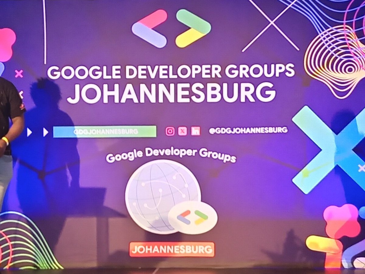 MazwakheZA's tweet photo. @GDGJohannesburg @simphiweradebe_ @Geektutor of course @Geekulcha was there, they always represent!!! S/O @4otune for always taking those great pics. #BWAI #GDGBuildWithAI @GDGJohannesburg https://t.co/DP4MVcwsVd