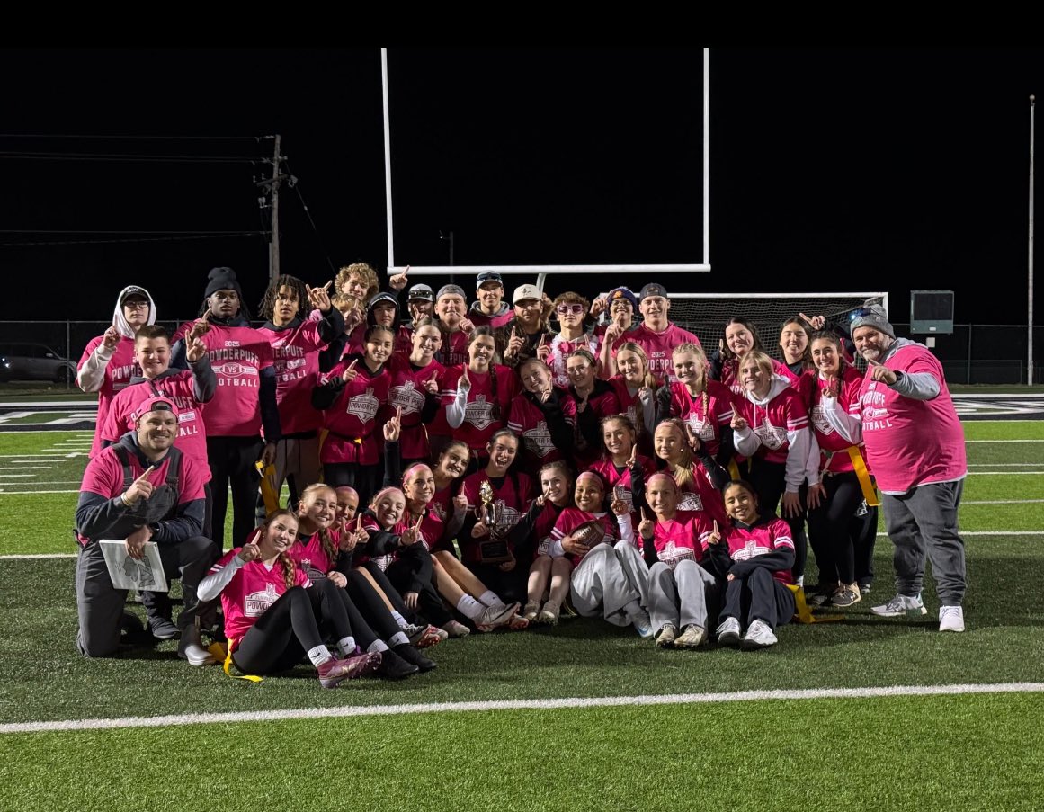 Fzn2025's tweet photo. Great job to team pink for taking the 2025 PowderPuff win!! Also great job to team blue and the junior teams for their hard work last night! Way to go seniors!!🩷💙 https://t.co/PzbXd7FhVq