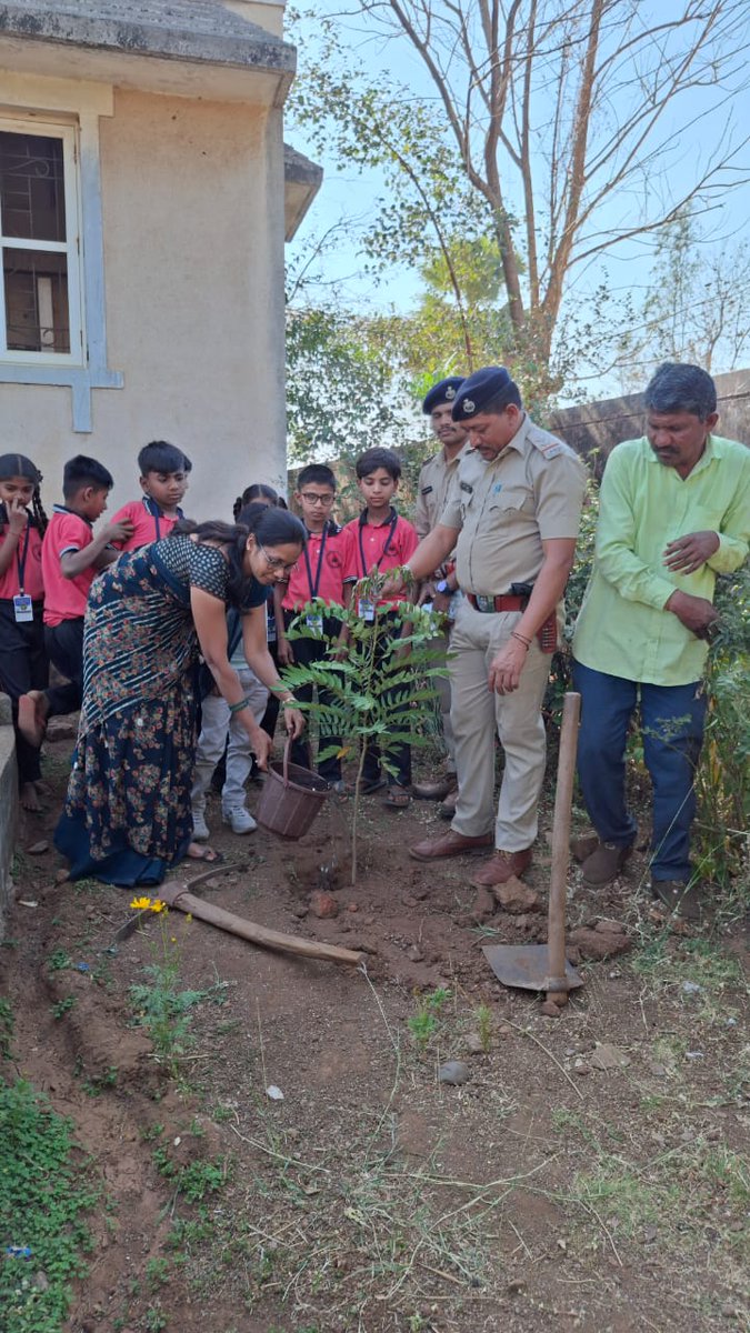 Surat Forest Circle tweet media