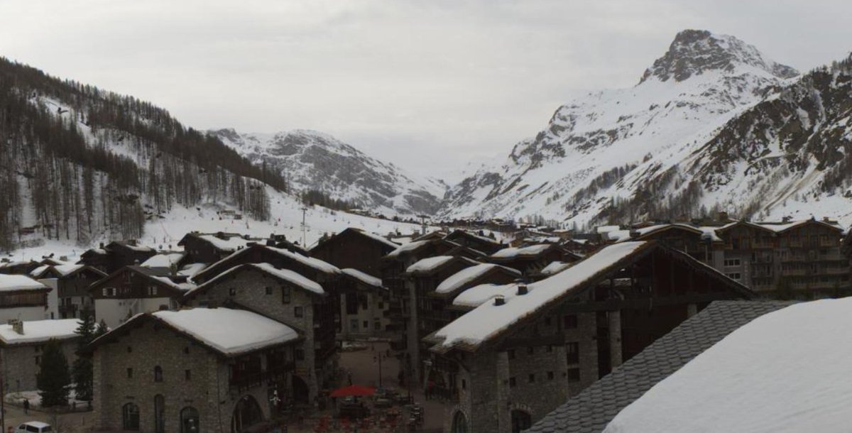 Cloudier today in the Alps: weathertoski.co.uk/weather-snow/