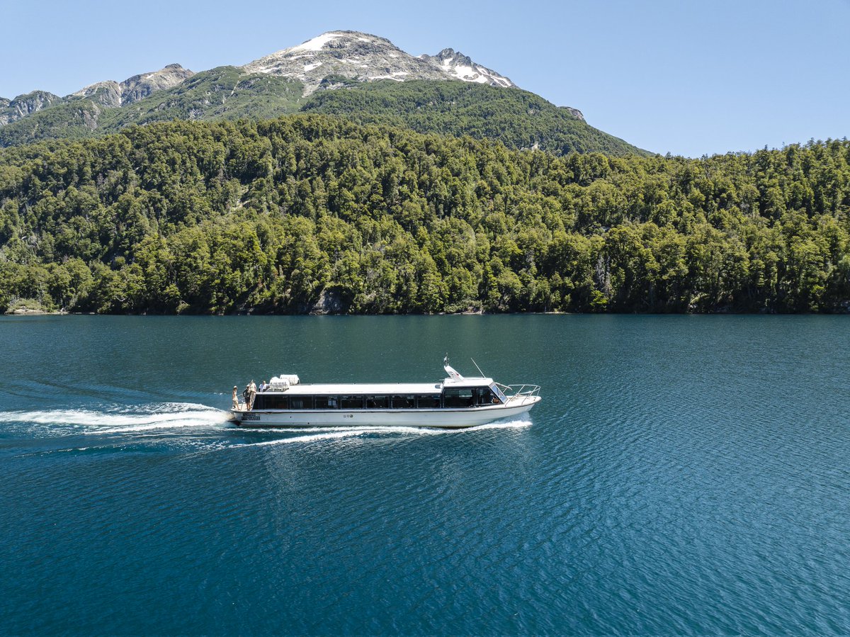 TurismoTreveli1's tweet photo. #BosqueDeAlercesMilenario en el #ParqueNacionalLosAlerces ✨
Navega, maravíllate con el Glaciar Torrecillas, y camina hasta encontrarte con el legendario Alerce Abuelo (¡2600 años de vida!)
Una aventura inolvidable https://t.co/vewrLaOpVI
#Alerces #Patagonia #Aventura https://t.co/HMnNTDZupe