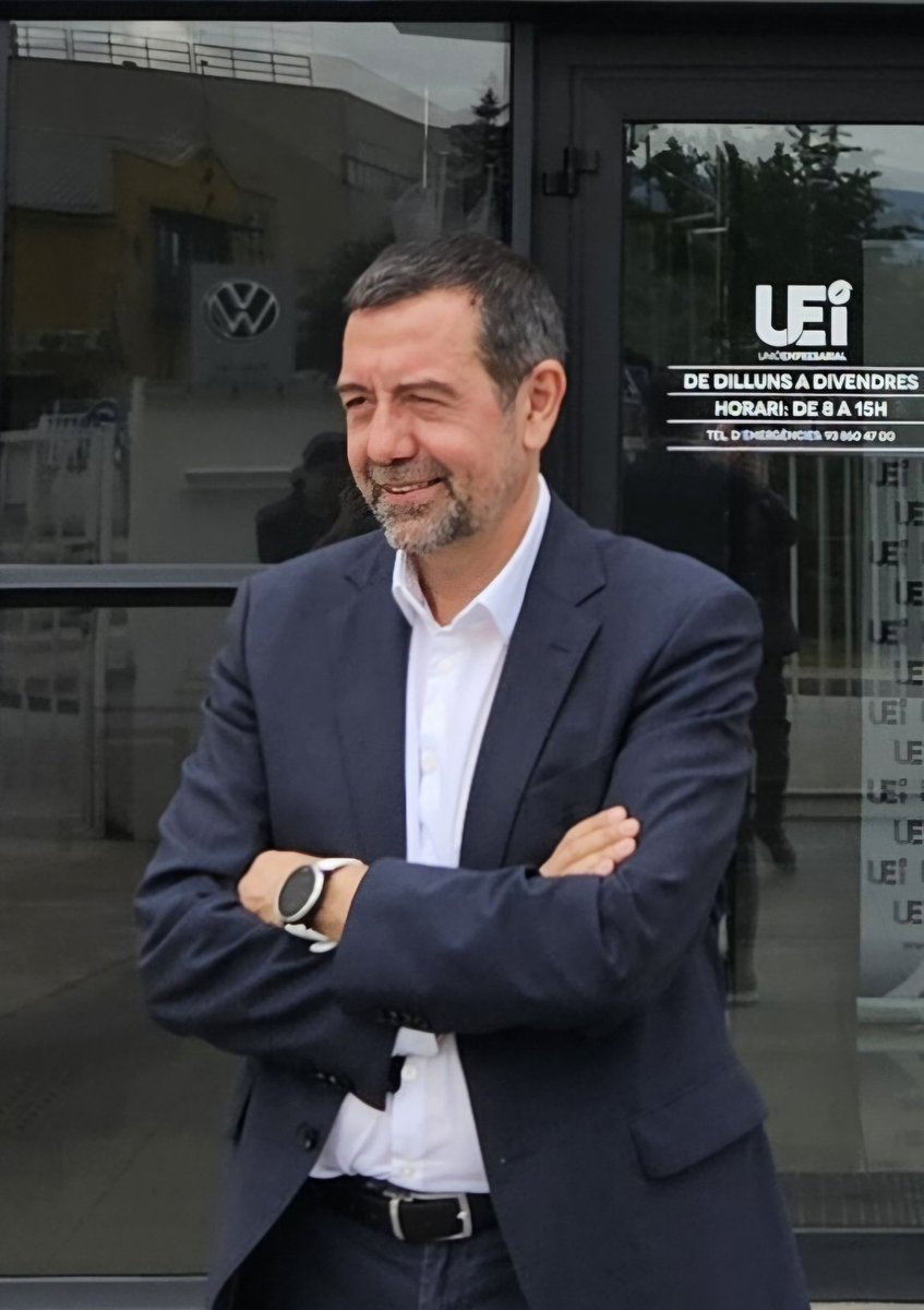 El traspàs de #Rodalies és una molt bona notícia perquè tot el que es pugui gestionar més a prop d'on es presta el #servei doncs sempre ha de redondar amb un coneixement més directe de la realitat i una millora del servei. 

Ho explica <a href="/pepgarcia3/">Pep Garcia</a> <a href="/UEICERCLEM/">Unio Empresarial</a> <a href="/maxchief_eu/">Maxchief Europe</a> al