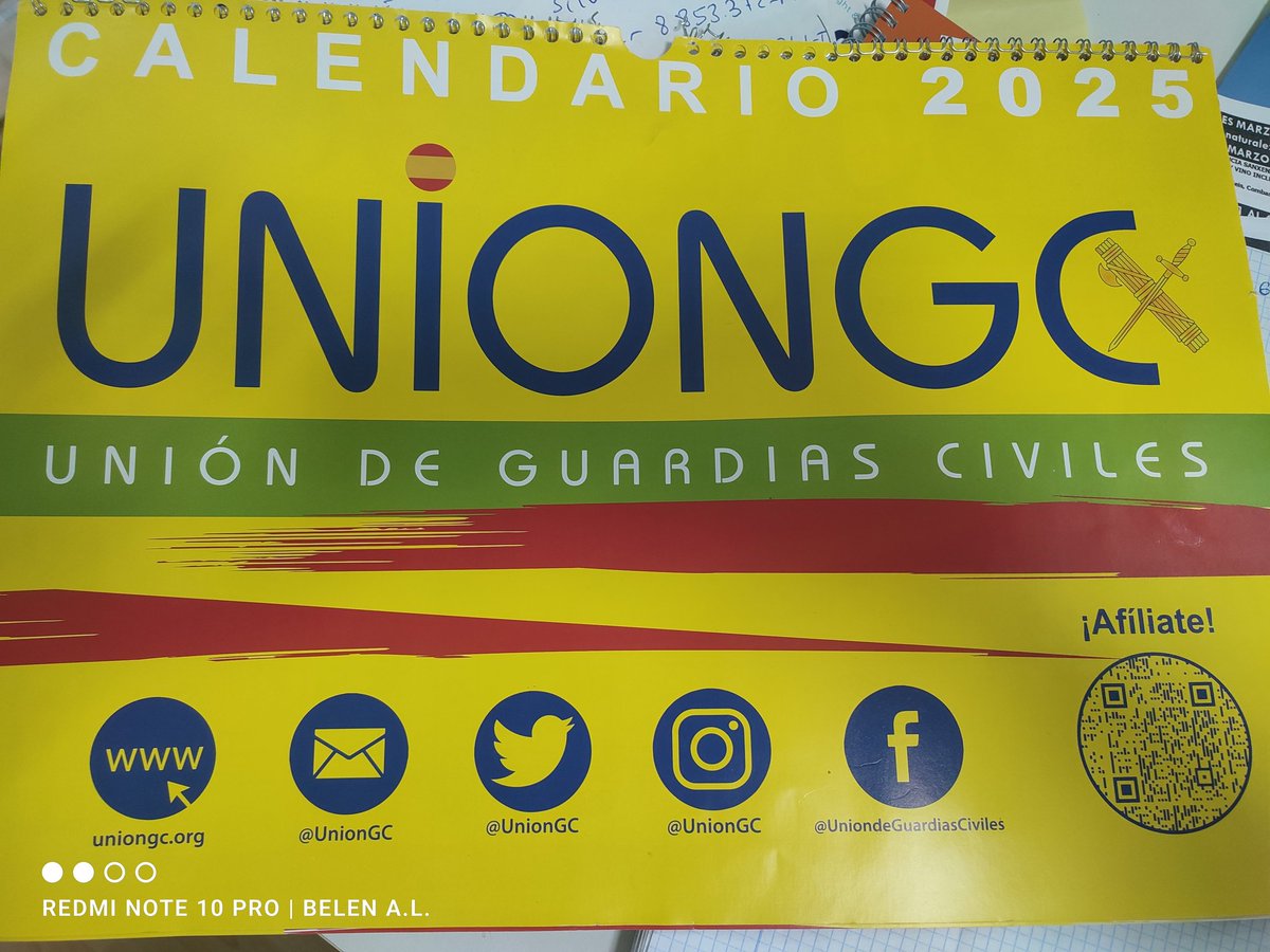 Mirad que regalo me acaba de llegar.
Saben el tremendo respeto y cariño que tengo a <a href="/guardiacivil/">Guardia Civil</a> .
Sois casi la única institución en la que creo ya.
Deseo pronto #EquiparacionYa
#JubilacionDignaYa #ProfesionDeRiesgoYa 
<a href="/interiorgob/">Ministerio del Interior</a> 
VIVA LA GUARDIA CIVIL!
VIVA ESPAÑA! 
💚🇪🇸💚🇪🇸
