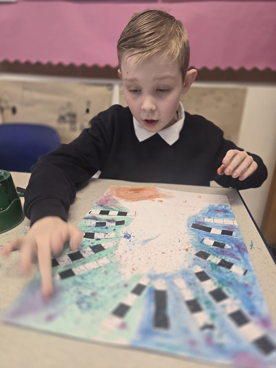CubittTownPri's tweet photo. Year 6 have been creating stunning artwork, exploring identity through self-portraits. https://t.co/eoc018BJz3