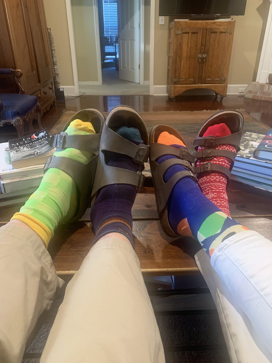 KellyMSMom's tweet image. Rocking our socks today for our buddy Ward and all our friends who have a 3rd copy of chromosome 21 and who bring so much love and joy to our lives! #extralove #WorldDownSyndromeDay2025