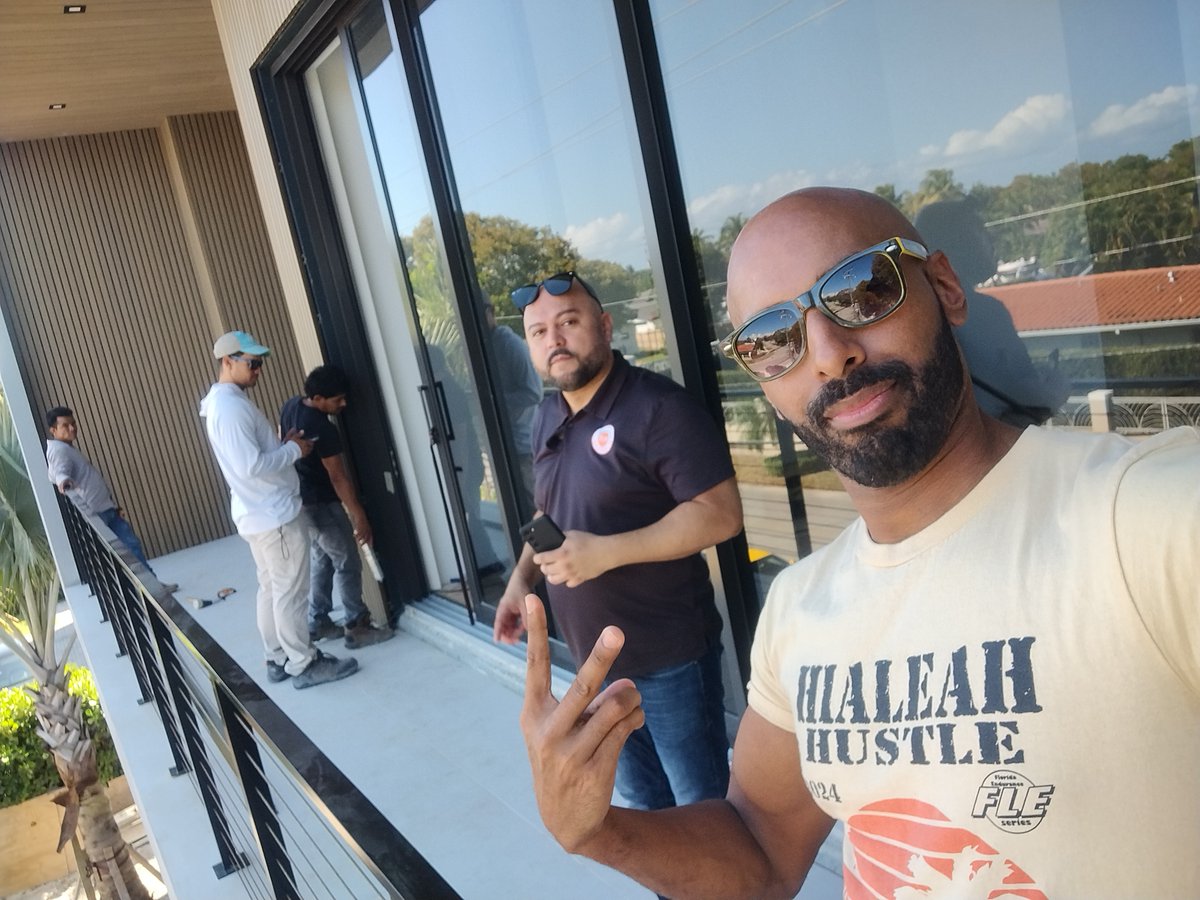 #JobsiteFridays  Walking the site at one of our latest residential construction projects. It's Friday and beautiful weather outside, what more can you ask for!  Happy Friday Everyone 🙌

#FluxArchitects #construction #design #realestedevelopment #EddieSeymour #EdgarGonzalez