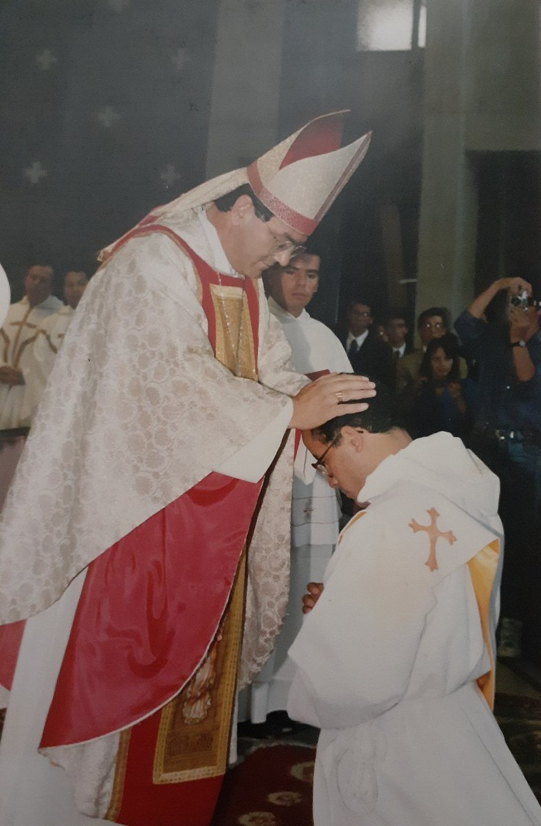 fraynelson's tweet photo. Hoy hace 33 años. ¡Gracias, Dios, tu misericordia es eterna! https://t.co/b2wFwkQTkT