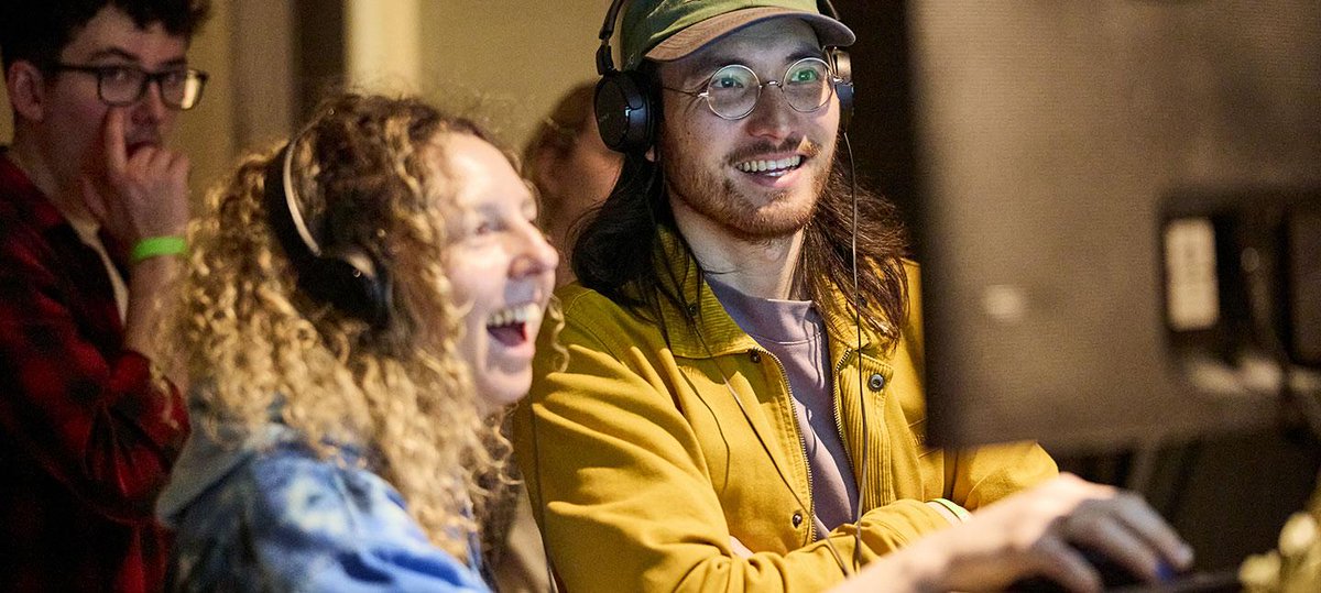 Now Play This tweet media