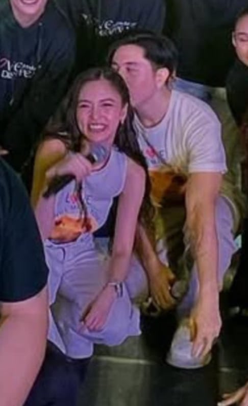 k1myyyyyy's tweet image. Boss, sa harap yung camera uy