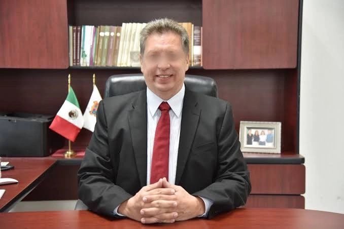 Fue arrestado  el ex magistrado Pdte del Tribunal Electoral, Edgar Danés,  en Hidalgo #Texas. Se le acusa por una denuncia de abuso sexual contra una menor de 14 años, presentada en #NuevoLaredo en julio de 2024.
Será deportado a #Tamaulipas  por el puente de Reynosa