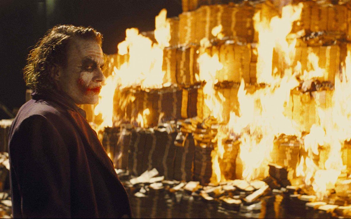 cryptokakarot's tweet photo. Esto está más muerto que vivo. Me gusta lo que veo. No estoy muy activo esta semana porque estoy descansando y desconectando de las pantallas. Está todo reventado, tampoco hay mucho de lo que hablar y tengo la vida real en llamas.

Me puedo equivocar, pero para mi, lo mejor está por venir. Esto ya lo hemos visto muchas veces. Las cosas se van a empezar a calentar pronto. Y hay que estar frescos como una lechuga para cuando vengan los buenos momentos de nuevo.

Y lo siento pero no hay bear market que valga. Seguimos estando en un mercado alcista salvaje y a las puertas de una de las mayores Altseasons que vamos a ver en nuestra vida.

Como siempre a corto plazo pueden haber turbulencias, pueden pegar sustos, velas asesinas, rangos infinitos, y mierdas de estas con la única finalidad de que pierdas la cabeza, te aburras, pienses que todo es una basura, una estafa, y vendas tus moneditas mágicas de internet a un precio de golosina a los big players. 

Nunca olvides las palabras de Peter Lynch: «Se pierde mucho más dinero preparándose para las correcciones o tratando de anticipar las correcciones que en las correcciones mismas».

La mayoría de vosotros deberíais dejar de jugar a ser traders y al lobo de Wall Street enfarlopado, deberíais dejar de tratar de adelantaros a los movimientos esquizofrénicos e irracionales de turno de cada semana.

La mayoría de los chulitos estos que no son nadie y dicen siempre que venden el top, y cuando baja están en liquidez, son un fraude, no argumentan nada pero a toro pasado siempre aciertan, siempre tienen la razón de todo, y luego te quieren vender el libro y el curso, pero esto funciona así, de algo tendrán que comer, las redes sociales son así, es igual que el postureo en inst4gram, una cosa es lo que enseñan, y otra muy diferente lo que hay detrás.

La gran mayoría de la gente debería dejar de ser traders, y ser inversores. Los datos están ahí. Los datos no engañan.

Tener una estrategia a largo plazo, comprar calidad, diversificar, hacer interés compuesto, farmear airdrops, no usar apalancamiento, analizar, estudiar y trabajar duro cada día por mejorar, para tener más experiencia y saber más que la mayoría. Así es como se gana.

Y aunque sea impopular, todavía queda mucho mercado alcista, queda mucha gasolina, para mi lo mejor está por venir, y en mi opinión, es imposible que venga un bear market.

Aun estamos early. 

Ni siquiera hemos visto una gota de euforia. No hemos visto el techo del ciclo. La dominancia de Bitcoin sigue cerca de máximos de los últimos 4 años. Las stablecoins siguen haciendo nuevos ATHs cada semana. El oro está haciendo nuevos ATHs. El dólar estadounidense desplomándose. Los big players siguen acumulando. Viene la paz en Ucrania. Tenemos la inflación prácticamente controlada. La FED se empieza a mostrar flexible y tendremos varias bajadas de tipos de interés este año. No hemos tenido mejor regulación en crypto en la historia. No hemos tenido este reconocimiento institucional y a nuevas empresas comprando y utilizando crypto en la historia. Tenemos buenos datos macro. La liquidez global sigue aumentando.

No me escondo, personalmente no puedo estar más optimista para este año.

Y aunque me lleven diciendo que meto fomo del chino, se burlen, o me insulten, desde que estaba alcista en bear market con Bitcoin en 15K, para mi nada ha cambiado, y mi dinero está donde están mis palabras. 

Nunca voy a tratar de convencerte de nada, ni quiero venderte nada, ni quiero hacerte pensar nada, es solo mi humilde opinión, yo solo soy uno más por aquí intentando hacerlo lo mejor posible, y sigo mi estrategia.

Y aunque naturalmente podamos ver algún susto más, creo que las cosas van a volver a volverse locas otra vez muy pronto. 

Solo hay un camino y es hacia el universo no observable.

VERY MUCH HIGHER HIJOS DE PERRA