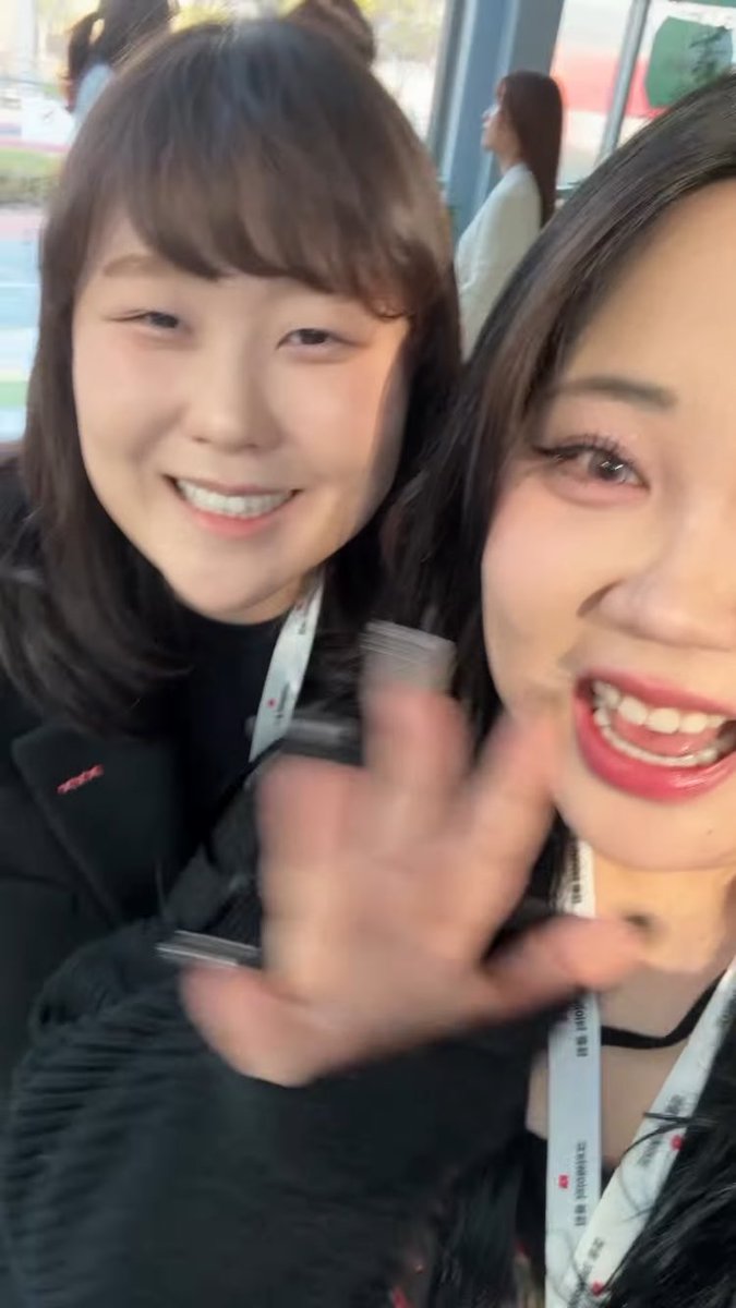 우린 이뜰이님에 대해서 깊생을 해야해..... 너무 아름답잔냐!!!