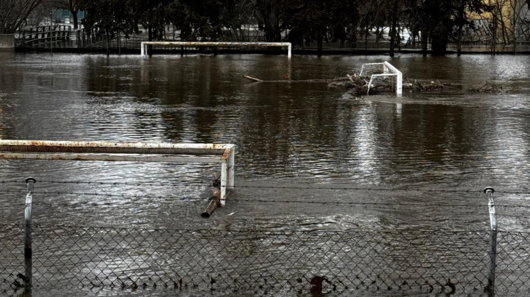 Ávila declara el estado de emergencia por las inundaciones f.mtr.cool/lqglambisv