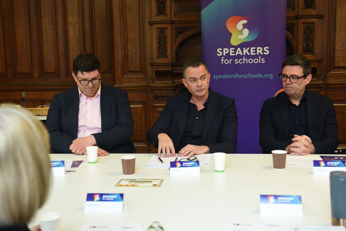 Speakers for Schools (@speakrs4schools) on Twitter photo We were joined by <a href="/AndyBurnhamGM/">Andy Burnham</a> and business leaders and educators in Manchester today for our second roundtable with <a href="/NP_Partnership/">The Northern Powerhouse Partnership</a> on rolling out high-quality #WorkExperience nationally. The message is clear: we should avoid hitting targets whilst missing the point. We were joined by <a href="/AndyBurnhamGM/">Andy Burnham</a> and business leaders and educators in Manchester today for our second roundtable with <a href="/NP_Partnership/">The Northern Powerhouse Partnership</a> on rolling out high-quality #WorkExperience nationally. The message is clear: we should avoid hitting targets whilst missing the point.