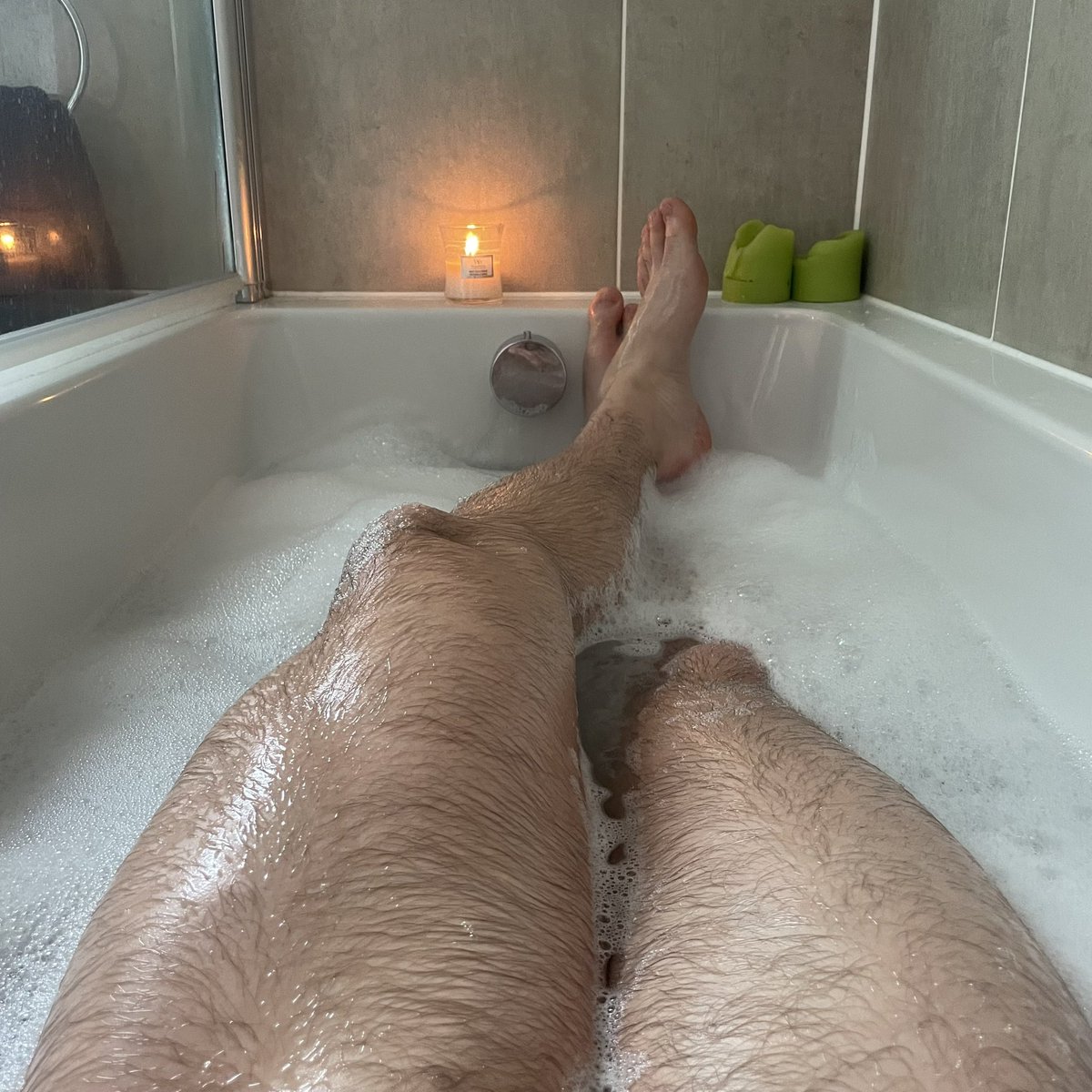 TorrentMichael7's tweet image. I cant say how much I love soaking in the bath🫧🫧