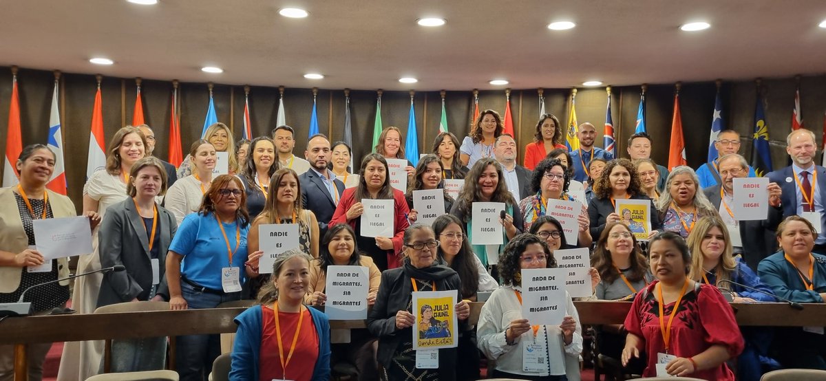 ayudaenaccion's tweet photo. Más de 50 organizaciones, junto a personas migrantes y sus familias, alzamos la voz contra la creciente vulneración de derechos en la región ✈️

Tenéis toda la info en nuestra web ✨ https://t.co/5Sds1fttbd https://t.co/g4V6FZTdbo