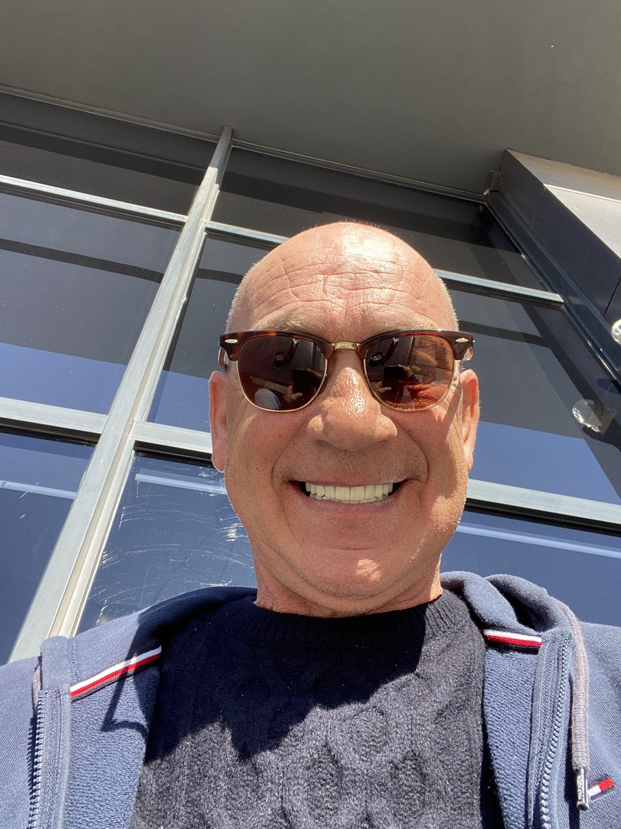 Time for a middle aged refurb 

youtube.com/shorts/XbN-7iR…