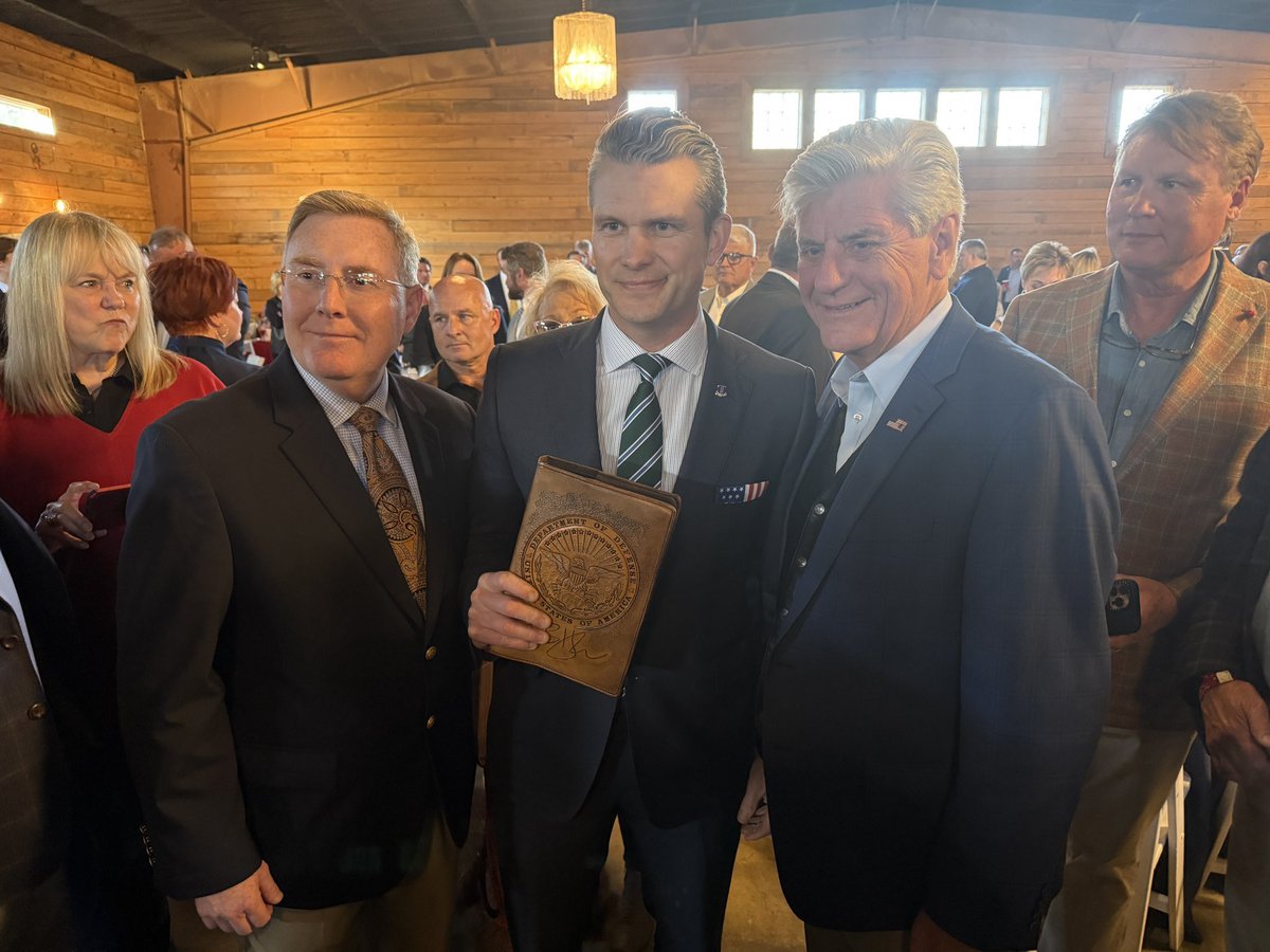 MSGOP's tweet photo. Great to have Secretary of Defense @PeteHegseth in Tupelo, Mississippi last night! 🇺🇸 https://t.co/BcnbFWOnPK