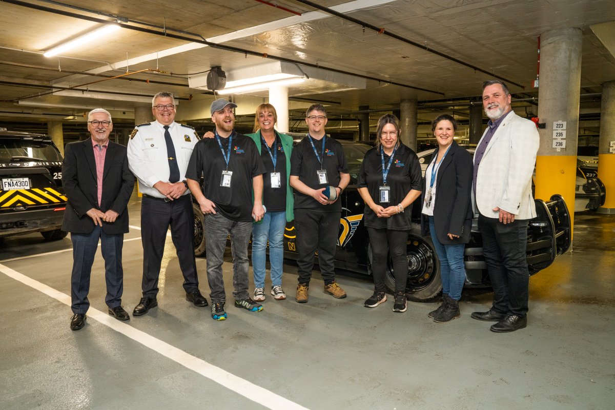 Police Terrebonne (@policetrb) on Twitter photo <a href="/PoliceTRB/">Police Terrebonne</a> nouveau partenariat entre le service de police de Terrebonne et l'organisme DIDA: Un plateau de travail qui célèbre l'inclusion <a href="/ADPQ4/">ADPQ</a> <a href="/TerrebonneVille/">Ville de Terrebonne</a>
terrebonne.ca/nouvelle/25/03… <a href="/PoliceTRB/">Police Terrebonne</a> nouveau partenariat entre le service de police de Terrebonne et l'organisme DIDA: Un plateau de travail qui célèbre l'inclusion <a href="/ADPQ4/">ADPQ</a> <a href="/TerrebonneVille/">Ville de Terrebonne</a>
terrebonne.ca/nouvelle/25/03…
