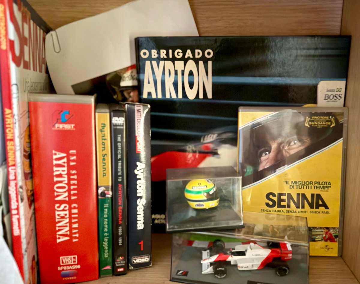 Robimente's tweet image. Impossibile non pensare a te❤️
#ayrtonsenna #SennaSempre