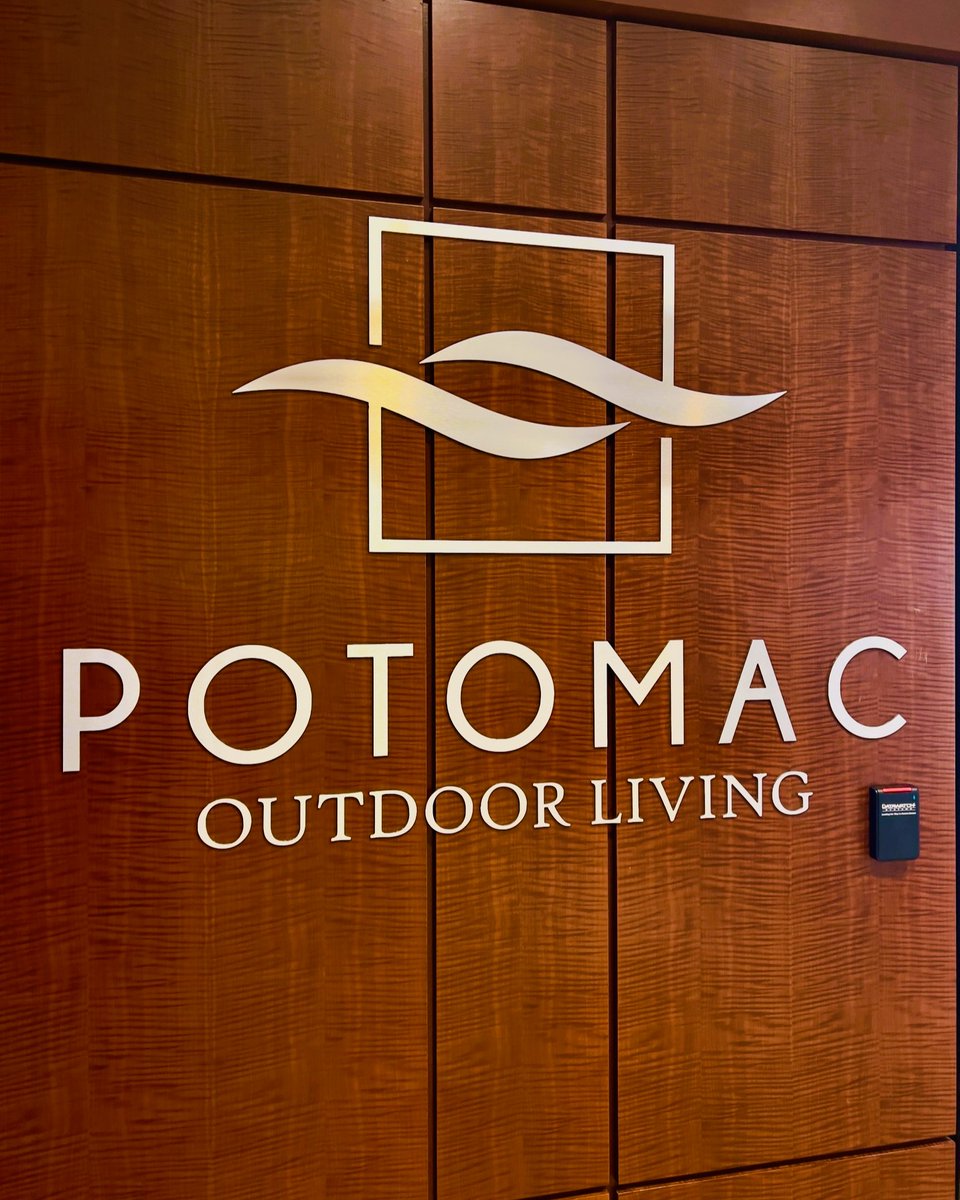 Divadisplaysinc's tweet image. Make a Statement with Custom Site &amp;amp; Interior Signage!

🔨 Designed, built &amp;amp; installed—hassle-free!

📞 Call for a quote: 301-798-2717
🌐 divadisplays.com

#CustomSignage #BrushedAluminum #StorefrontSigns #InteriorDesign #BrandVisibility