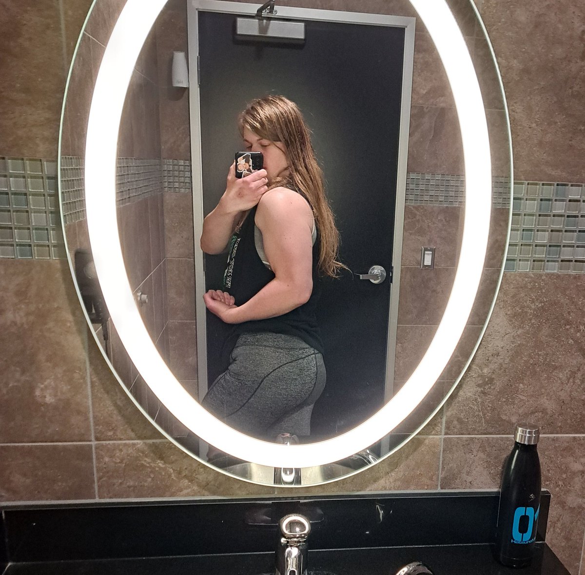 💢Chip🔻{crashing out} tweet media