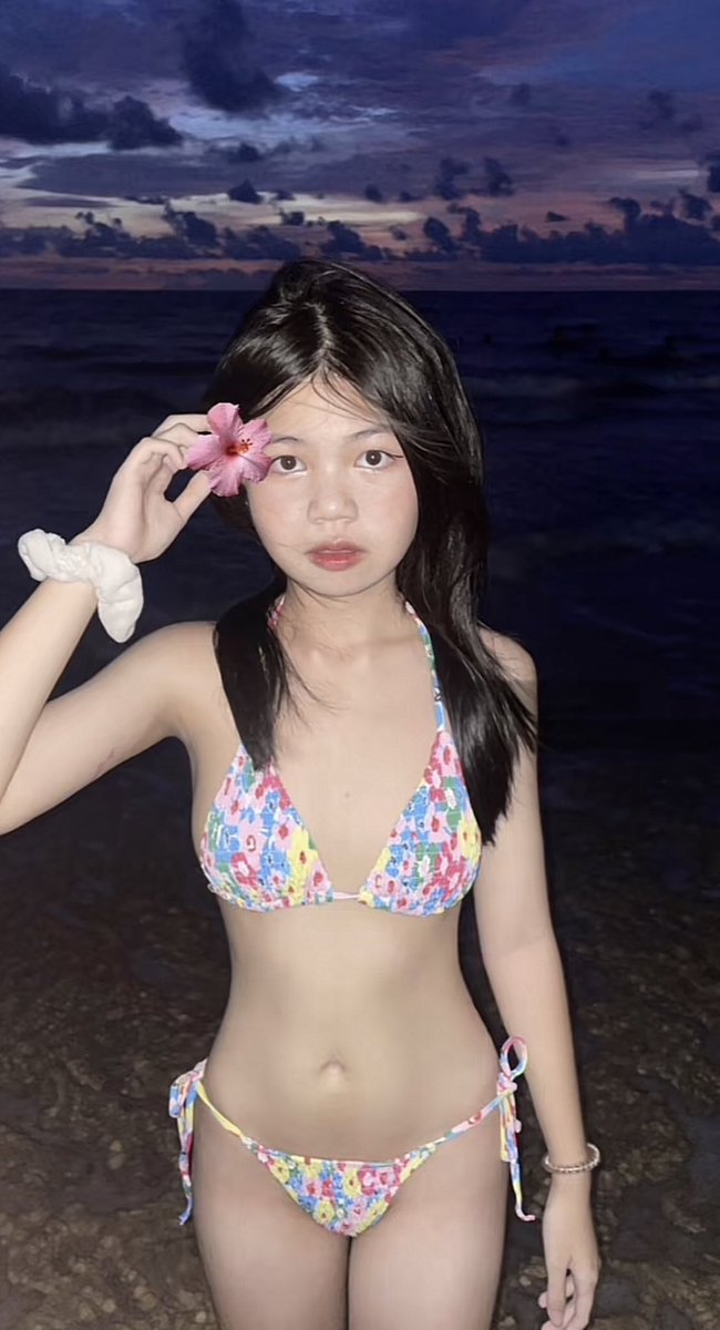 น่าเย็ด tweet media