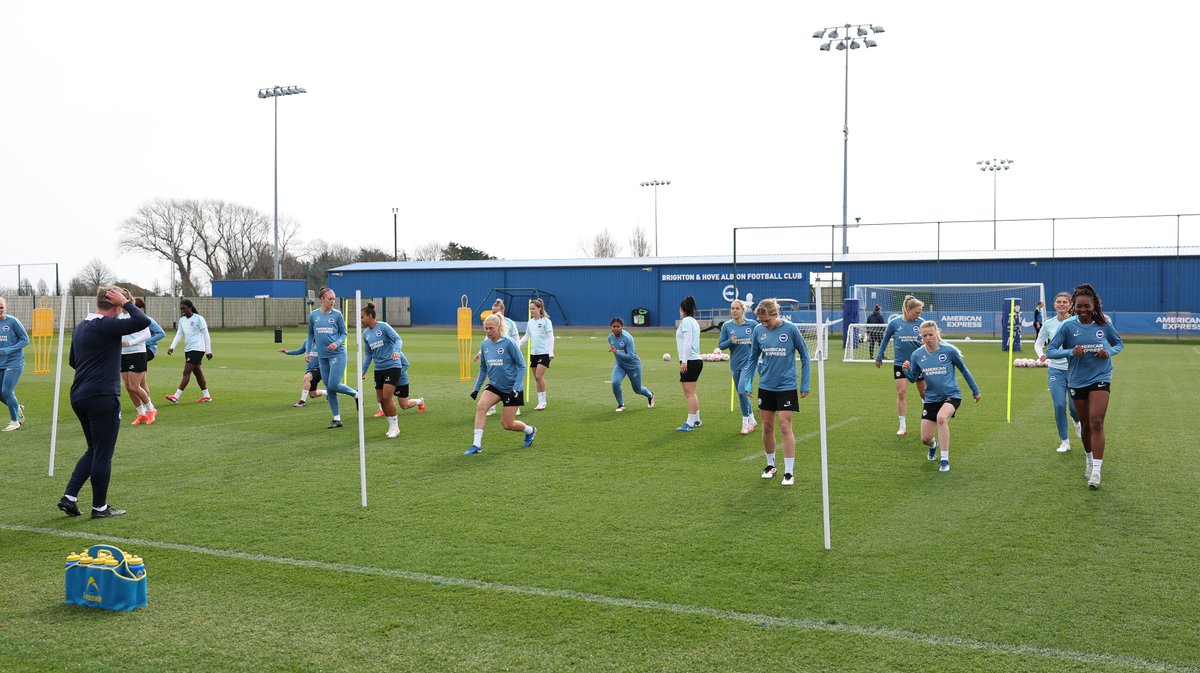 BHAFCWomen's tweet image. Chargin' up for #LEIBHA... 👊