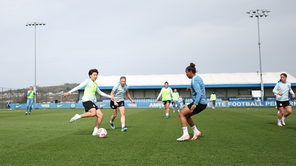 BHAFCWomen's tweet image. Chargin' up for #LEIBHA... 👊