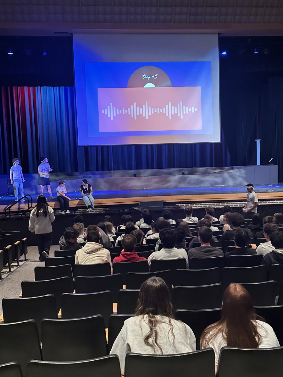 Thank you to our ⁦<a href="/east_cb/">CB East High School</a>⁩ Class Council students for organizing such a fun spirited and competitive afternoon to finish up Team Greene week!!  Look at those baby photos!!