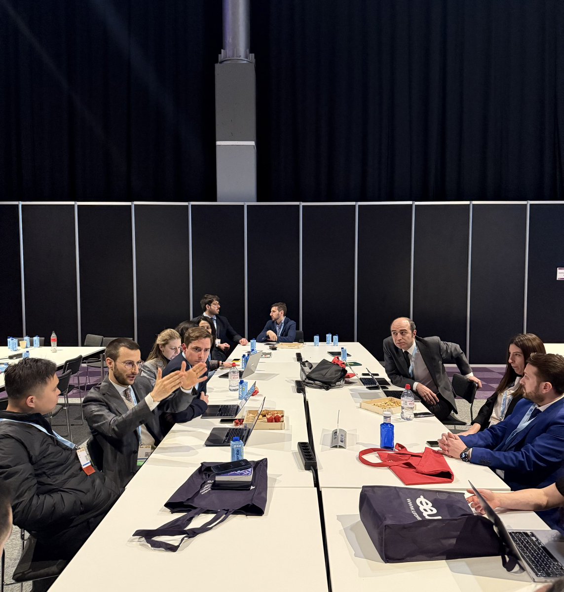 EAU-YAU Renal Cancer Working Group (@eauyau_renalca) on Twitter photo YAU RCC Brainstorming session at #EAU25 YAU RCC Brainstorming session at #EAU25