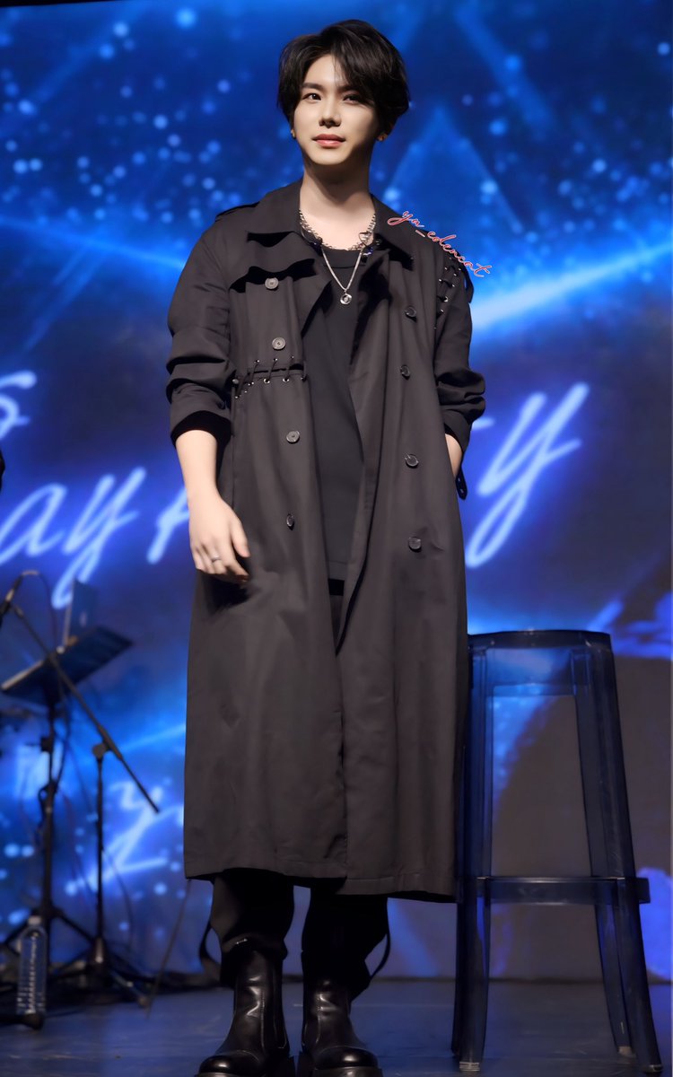 想念搖滾帥氣風的你。

@yu_staff_ @y01_u03 @we.best.love #楊宇騰 #楊宇騰yu #楊宇騰生日會 #永遠的第一名 #第二名的逆襲 <a href="/YU_Staff_/">YU STAFF</a>