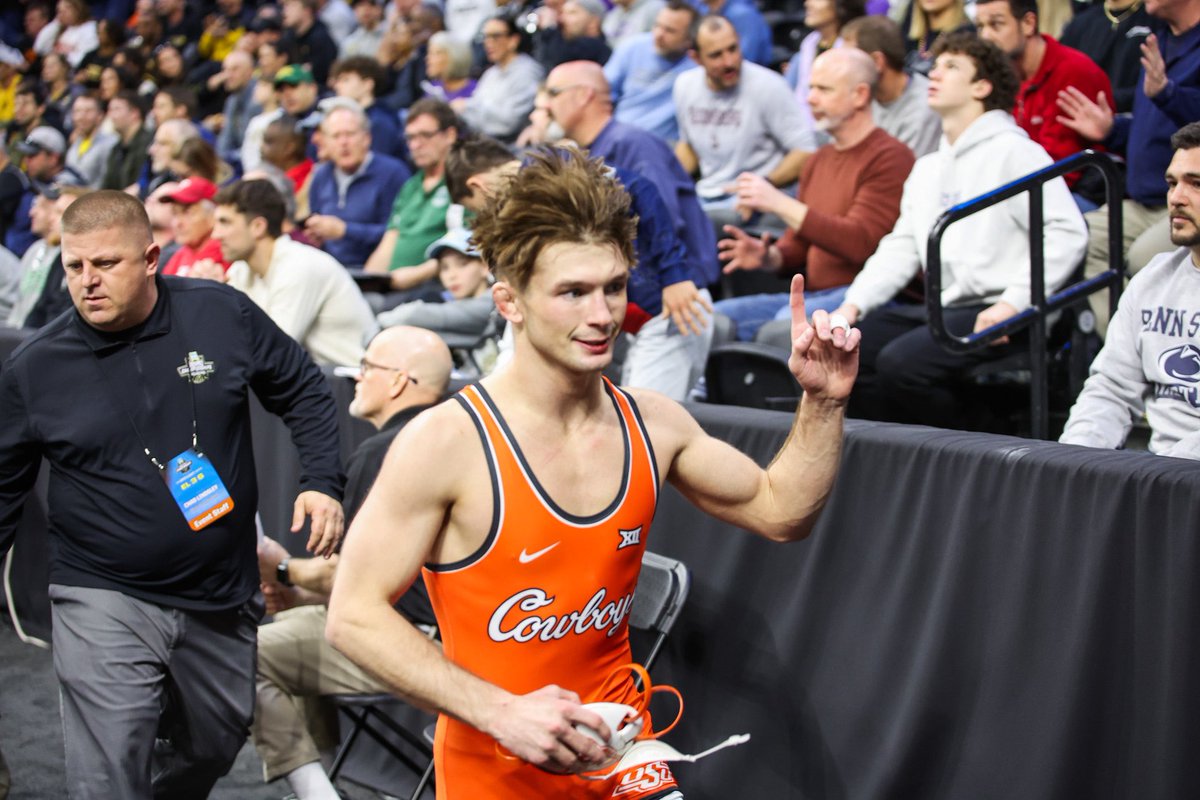 CowboyWrestling's tweet photo. ELECTRIC.

#GoPokes l @troyspratley125 https://t.co/WsmBKHCv3S