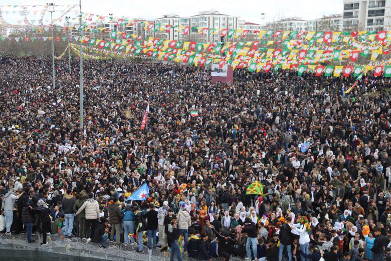 arteseguro's tweet photo. Amedddd çok güzelsin çokkkkk orada olduğumu hissettiren arkadaşım sen iyi ki 🫶✌🏽📸 #Newroz2025 #Amed Newroz pîroz be 💃🏾☀️ https://t.co/gRUZyr0ciG