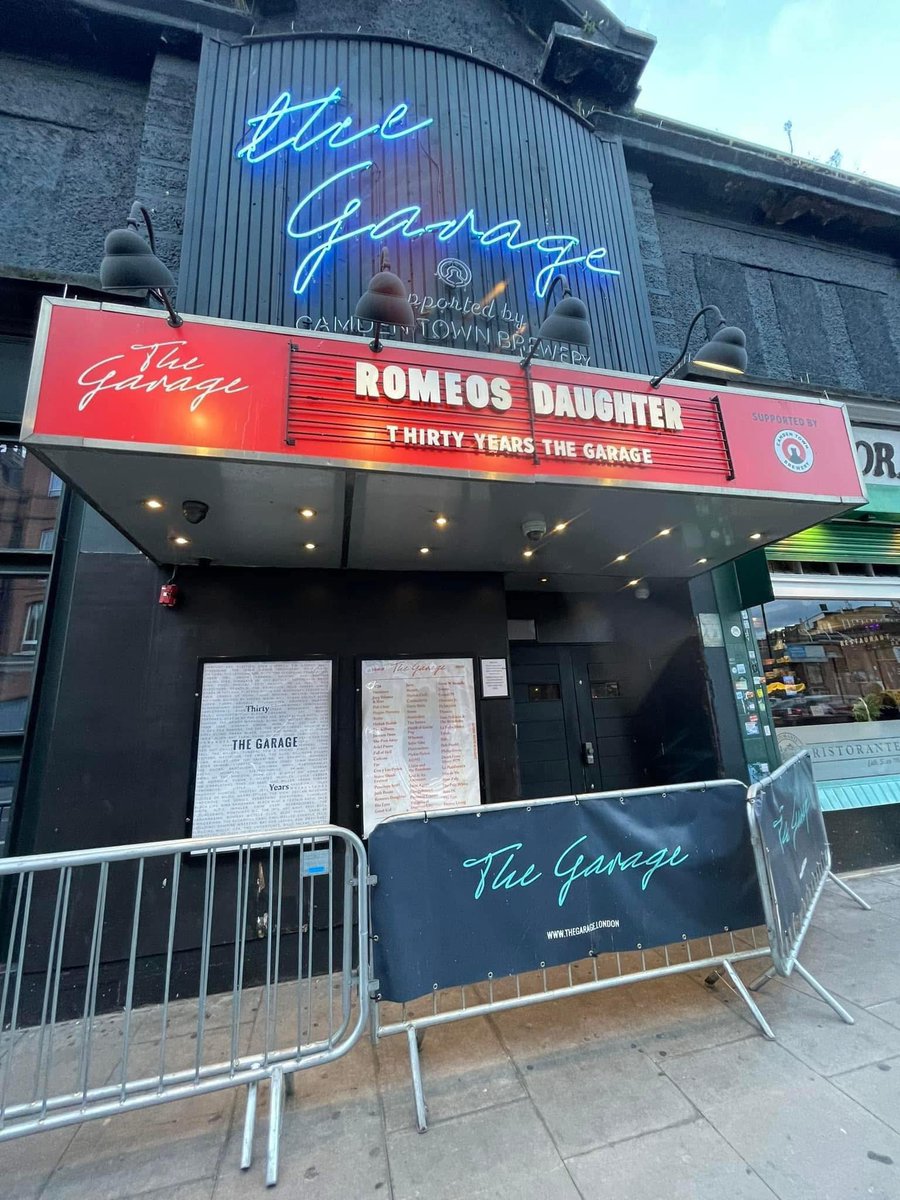 Romeo's Daughter (@romeosdaughter) on Twitter photo ONE WEEK TO GO!
Don’t miss <a href="/romeosdaughter/">Romeo's Daughter</a> live in #London #Islington #UK! Performing at the legendary music venue <a href="/TheGarageHQ/">The Garage</a>! Live Friday 28th March 2025+support from the amazing <a href="/collateralrocks/">Collateral</a>!
TICKETS: alttickets.com/romeo-s-daught…
#RomeosDaughter #TheGarageIslington #Music ONE WEEK TO GO!
Don’t miss <a href="/romeosdaughter/">Romeo's Daughter</a> live in #London #Islington #UK! Performing at the legendary music venue <a href="/TheGarageHQ/">The Garage</a>! Live Friday 28th March 2025+support from the amazing <a href="/collateralrocks/">Collateral</a>!
TICKETS: alttickets.com/romeo-s-daught…
#RomeosDaughter #TheGarageIslington #Music