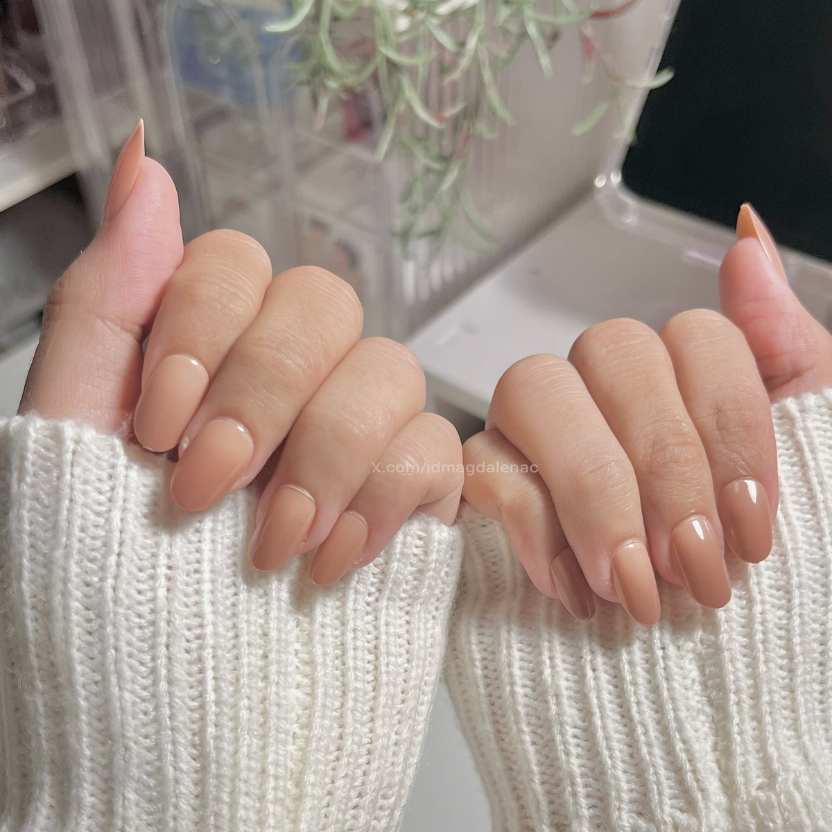 idmagdalenac's tweet photo. Lebaran pake nail art❌
Lebaran pake fake nails biar bisa tetep ikut sholat eid✅

Pakenya gampang bgt ga sampe 10 menit. Gabakal ganggu sholat karna bisa dilepas pasang dan dipake berkali kali😭👍🏻 https://t.co/UMG6Ge3iPA