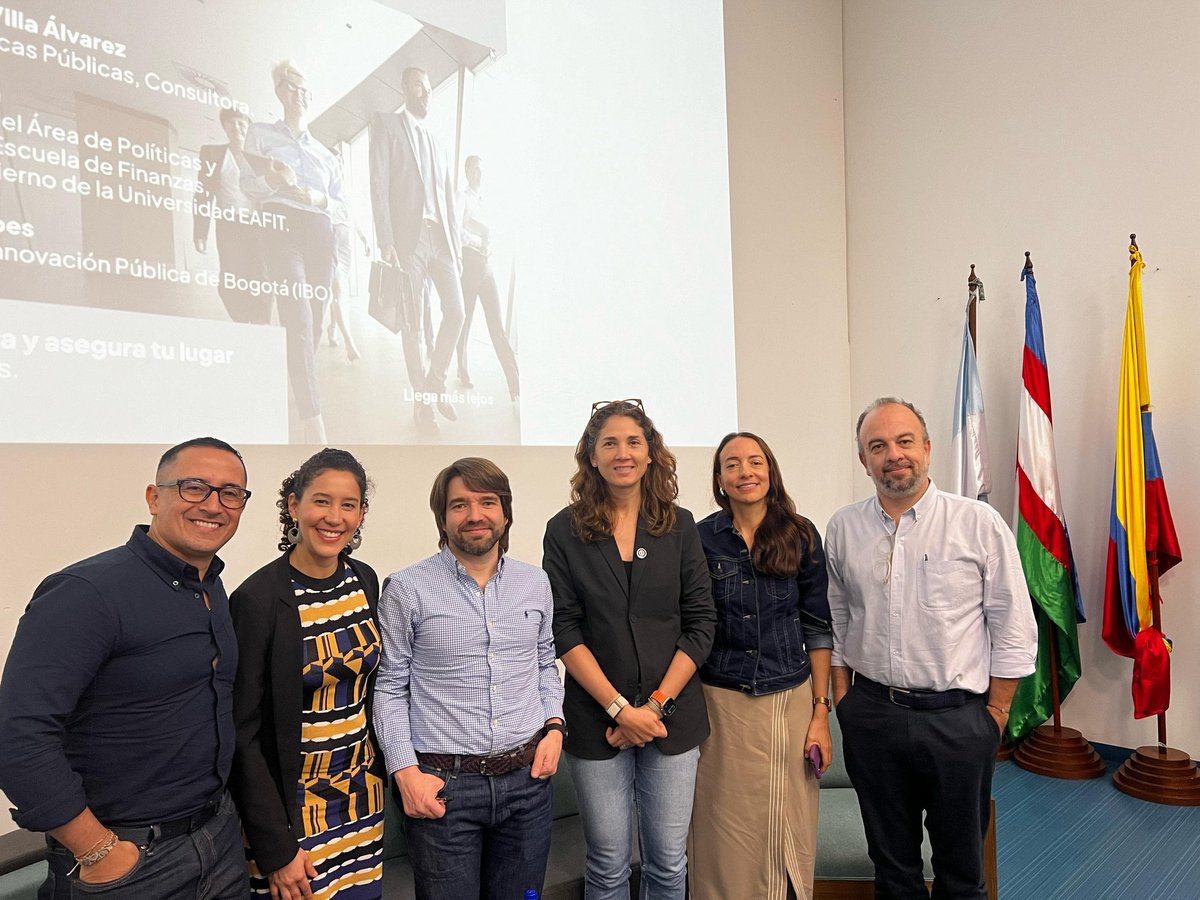 Desde la maestría en gobierno y políticas públicas de Icesi, hemos estado conversando sobre las respuestas que necesitamos frente a  los retos de la gestión pública en estos tiempos de cambio e incertidumbre <a href="/icesi/">Universidad Icesi</a> @psanabria <a href="/linasinisterra/">Lina Sinisterra Mazariegos</a> <a href="/cip_icesi/">Ciencia Política Icesi</a>