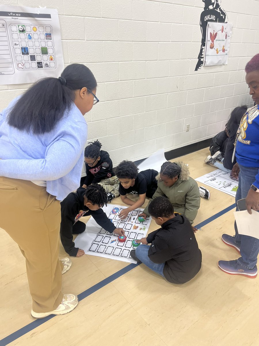 Ashley Moss tweet media